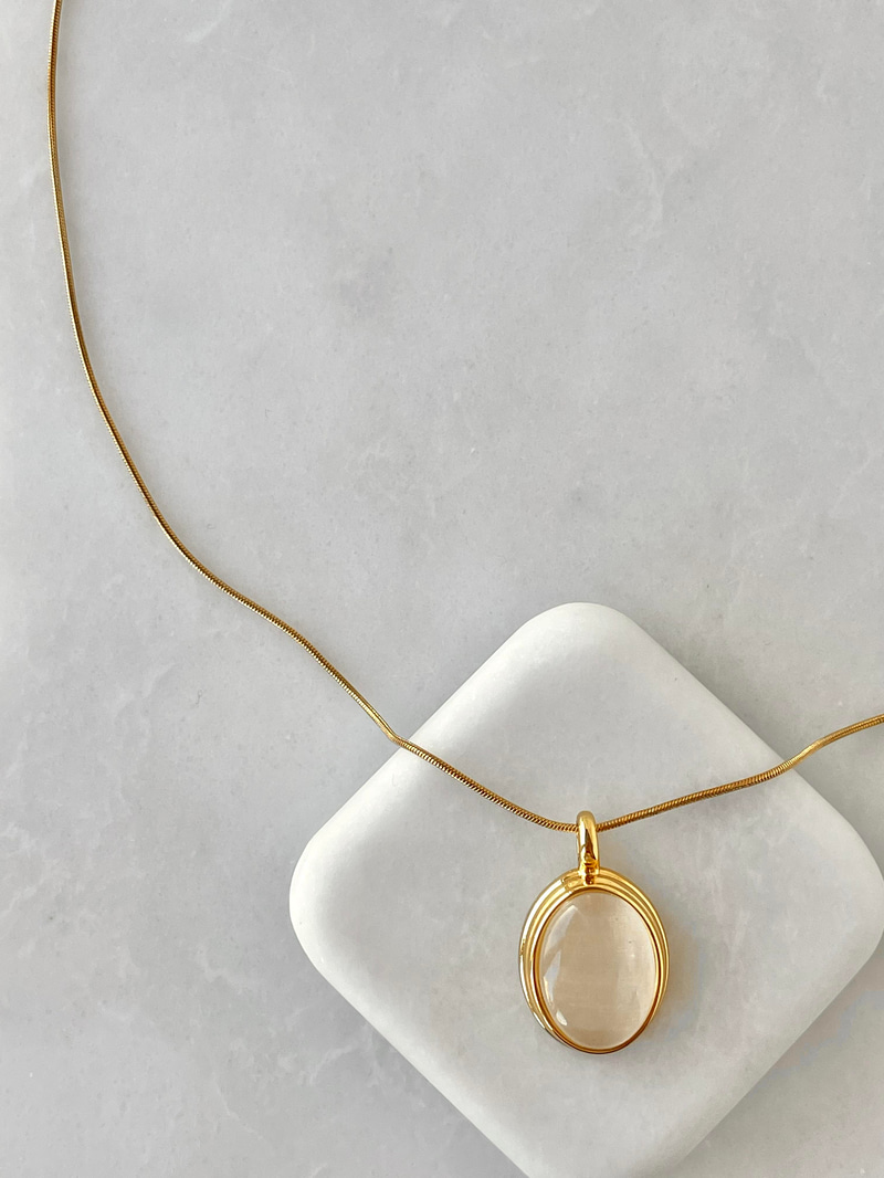 Çelik Oval Opal Taşlı Kolye Vizon