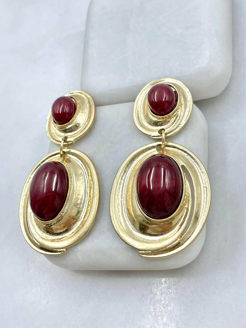 Altın Kaplama Daire Sallantılı Opal Taşlı Vintage Küpe Bordo