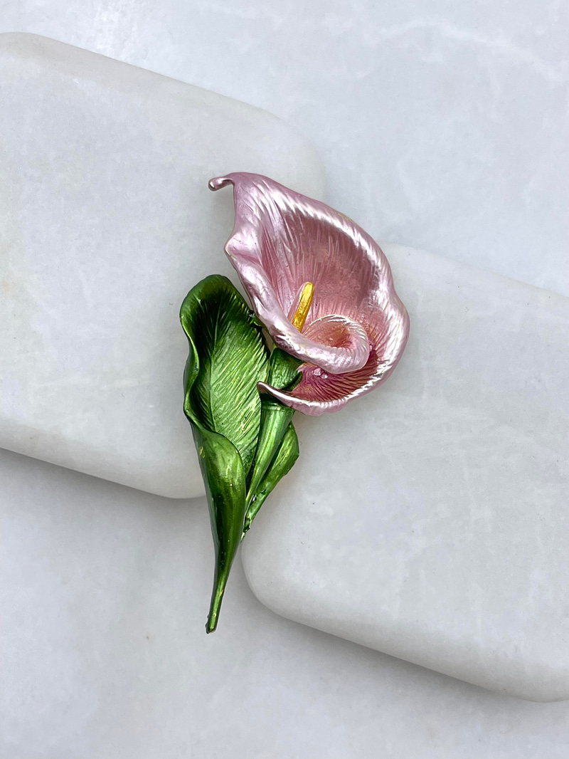 Sedefli Pembe Çiçek Broş Gold