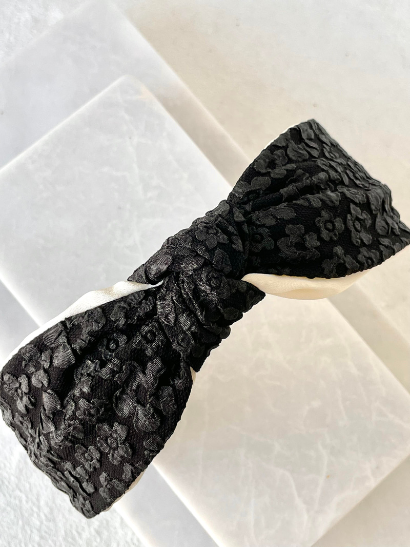 Çiçek Fisto Kumaş Bandana Taç Siyah