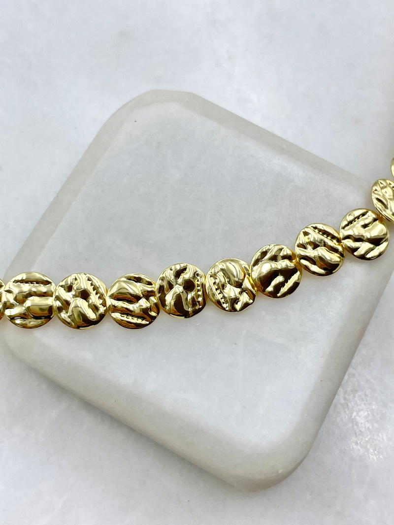 Kabartma Daire Plaka Kolye Gold