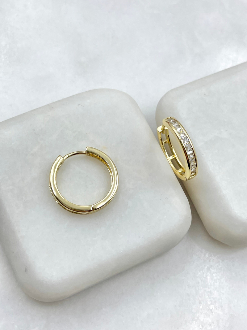 Özel Seri Kare Kristal Taşlı Basic Halka Küpe Gold