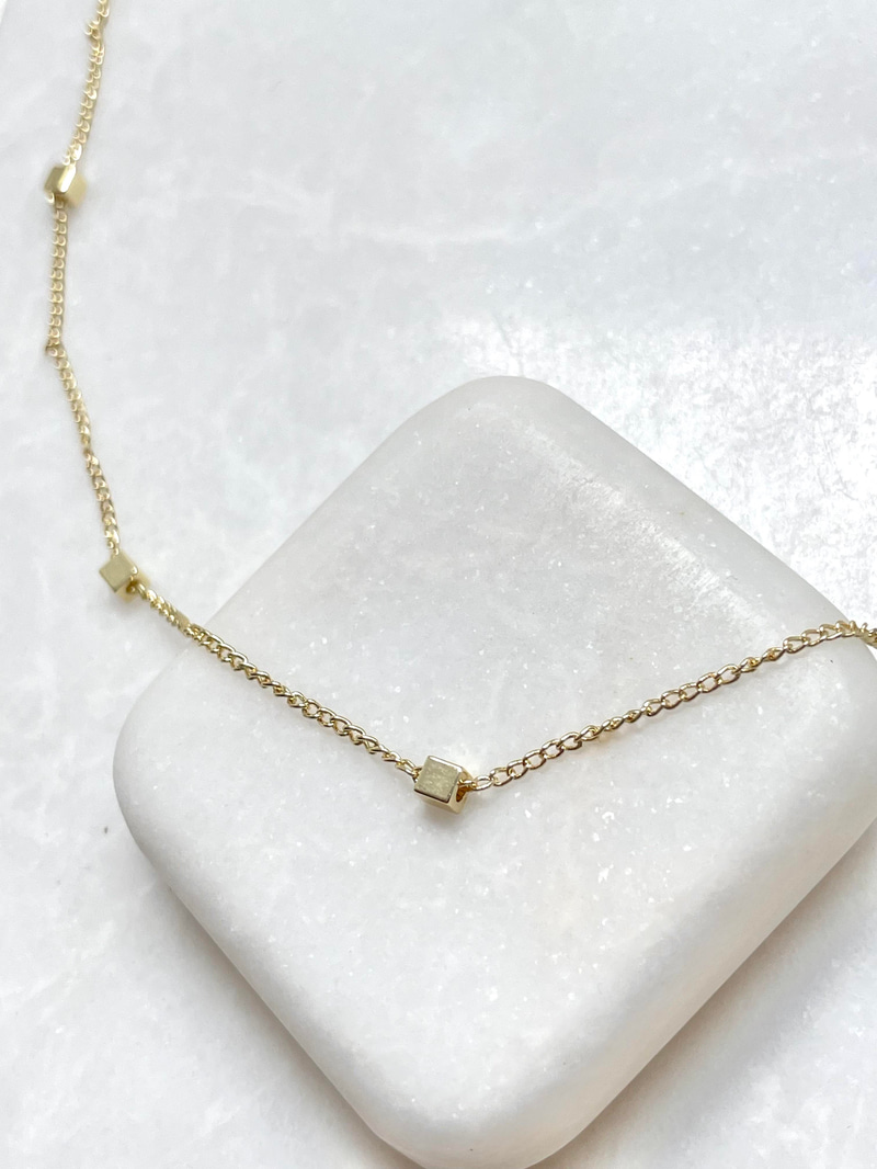Altın Kaplama Minimal Küp Zincir Kolye 95 cm Gold