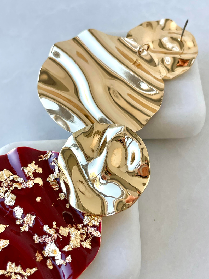 Altın Kaplama Gold Serpiştirmeli Dalga Küpe Bordo