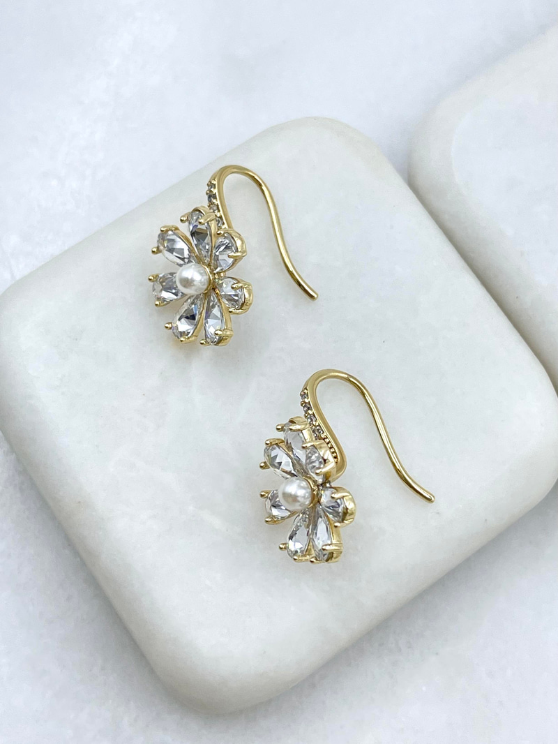 Özel Seri İncili ve Kristal Taşlı Çiçek Küpe Gold