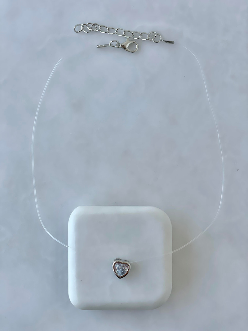 Hayalet İp Kristal Kalp Minimal Kolye