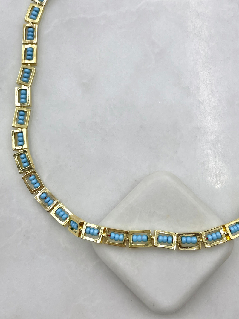 Turkuaz Taşlı Dikdörtgen Plaka Kolye Gold