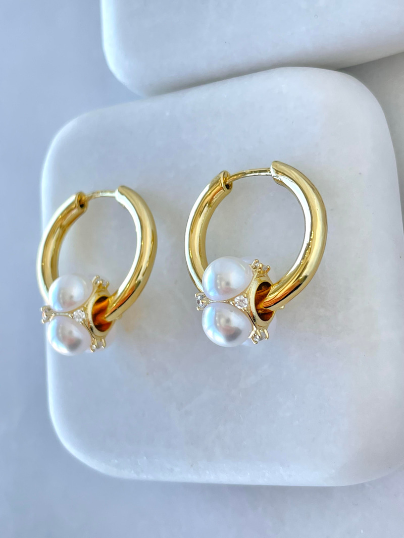 Özel Seri İnci Charmlı Halka Küpe Gold