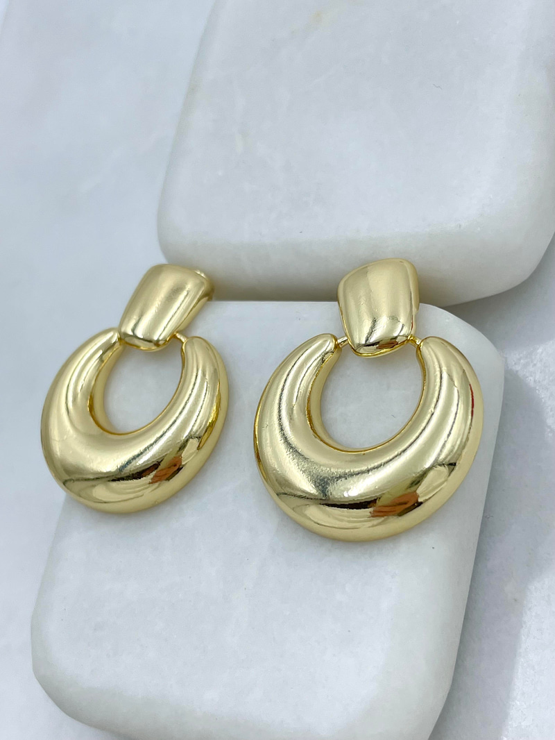 Altın Kaplama Bombeli Ay Model Küpe Gold
