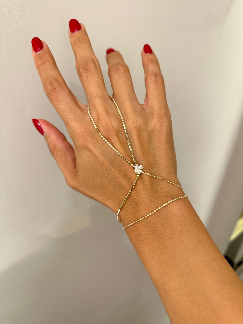 Altın Kaplama Kristasl Taşlı Çiçek Model Arpa Zincir Şahmeran Gold