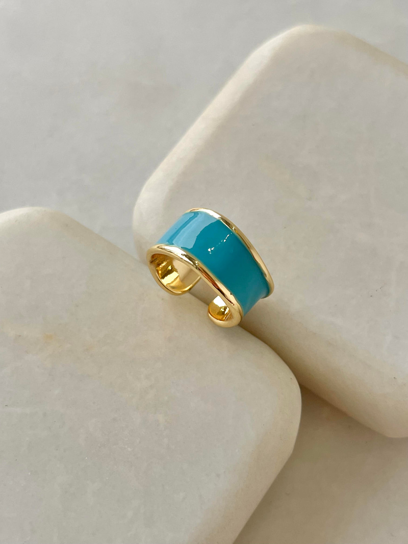 Altın Kaplama Turkuaz Mineli Asimetrik Kıkırdak Küpe