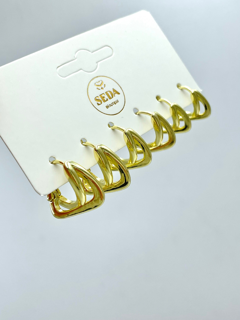 Altın Kaplama Çapraz Model Tasarım Altılı Set Küpe Gold