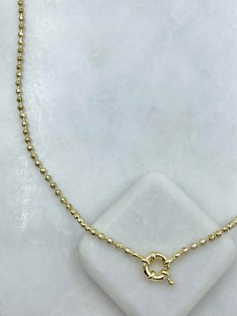 Altın Kaplama Işıltılı Topçuk Önden Kilit Kolye Gold