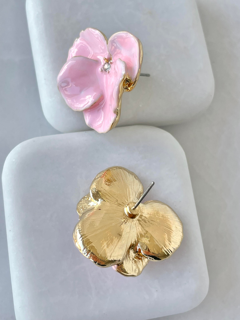 Gold Kenarlı Çiçek Küpe Pembe