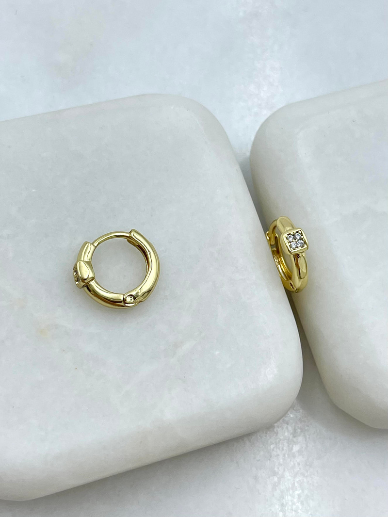 Özel Seri Kare Gömme Taşlı Minimal Halka Küpe Gold