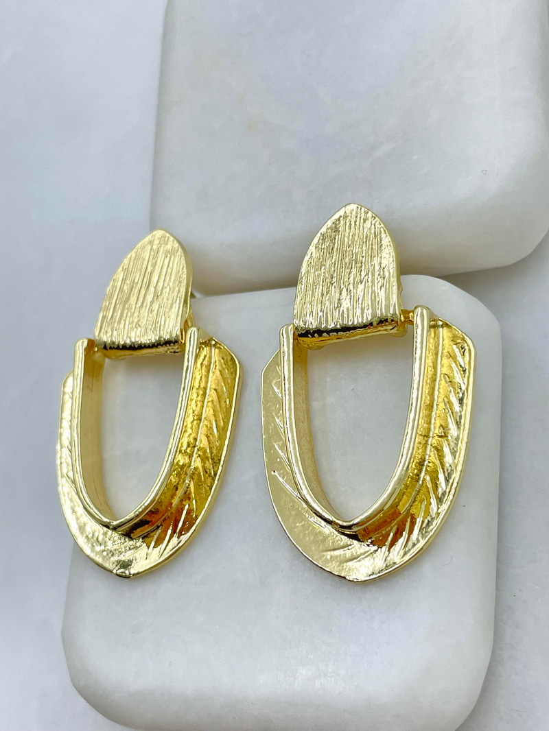 Altın Kaplama Vintage Tasarım Küpe Gold