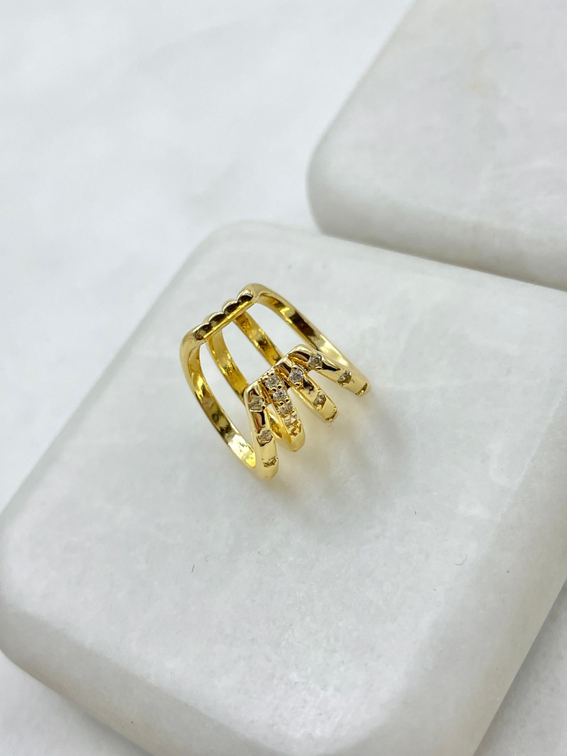 Gömme Taşlı Dört Sıra Kıkırdak Küpe Gold