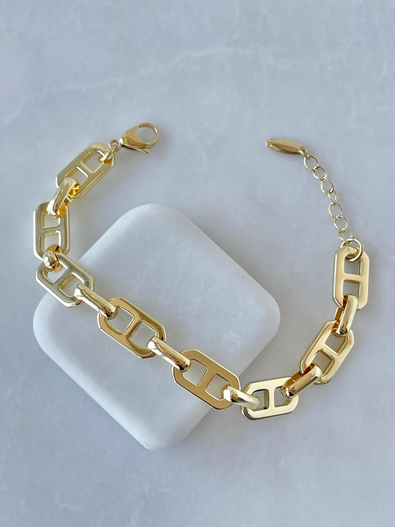 Özel Seri Geçmeli Ezme Zincir Model Bileklik Gold