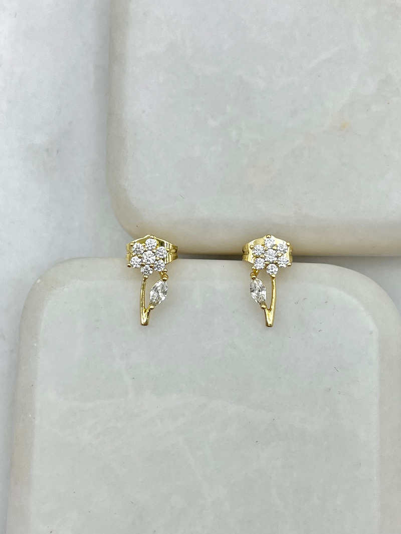 Özel Seri Minimal Çiçek Dalı Küpe Gold