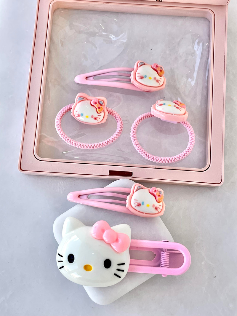 Beşli Hello Kitty Kutulu Toka