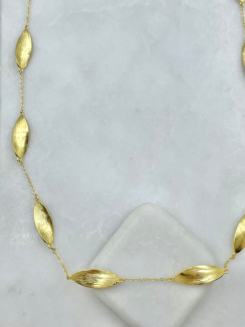 Yaprak Plaka Kolye 80 cm Gold