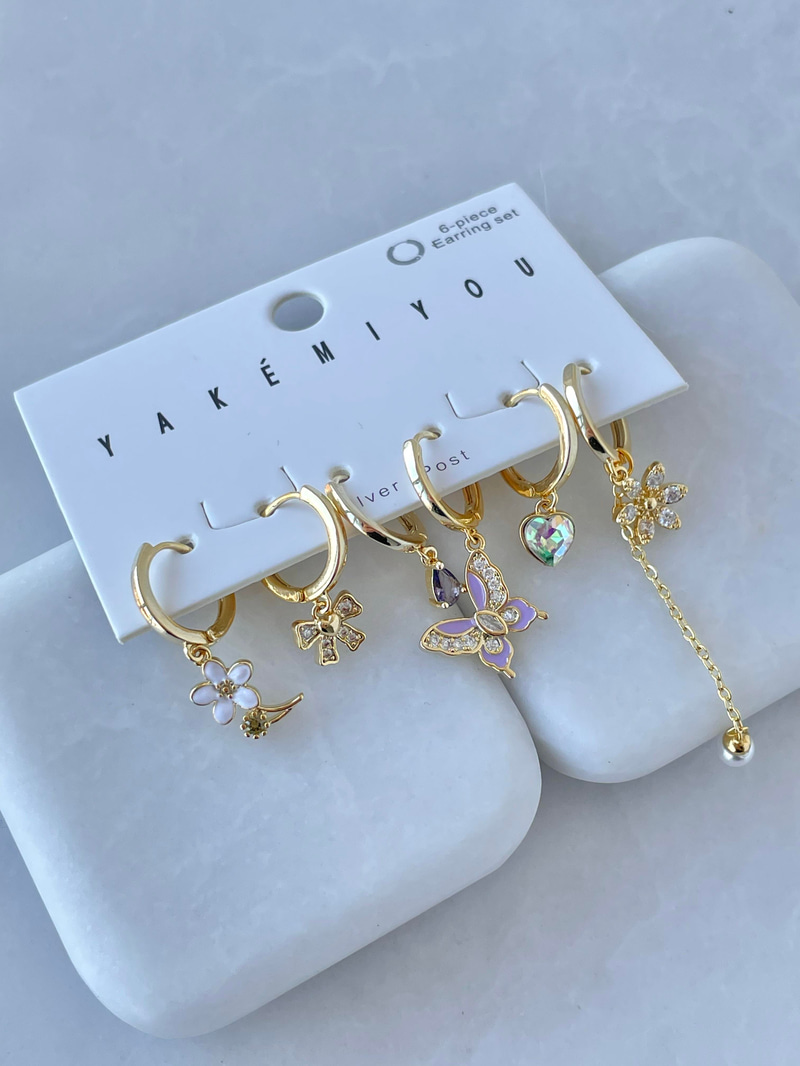 Özel Seri Altılı İnci ve Kelebek Model Kristal Taşlı Küpe Gold