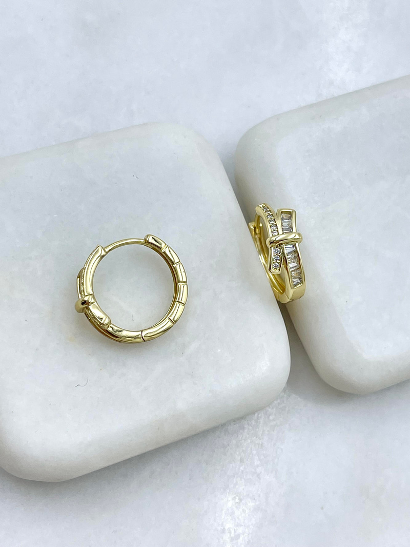 Özel Seri Gold Detaylı Gömme ve Kristal Taşlı Halka Küpe Gold