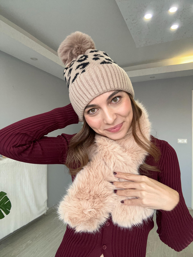 Ponponlu Leopar Desenli Bere Vizon