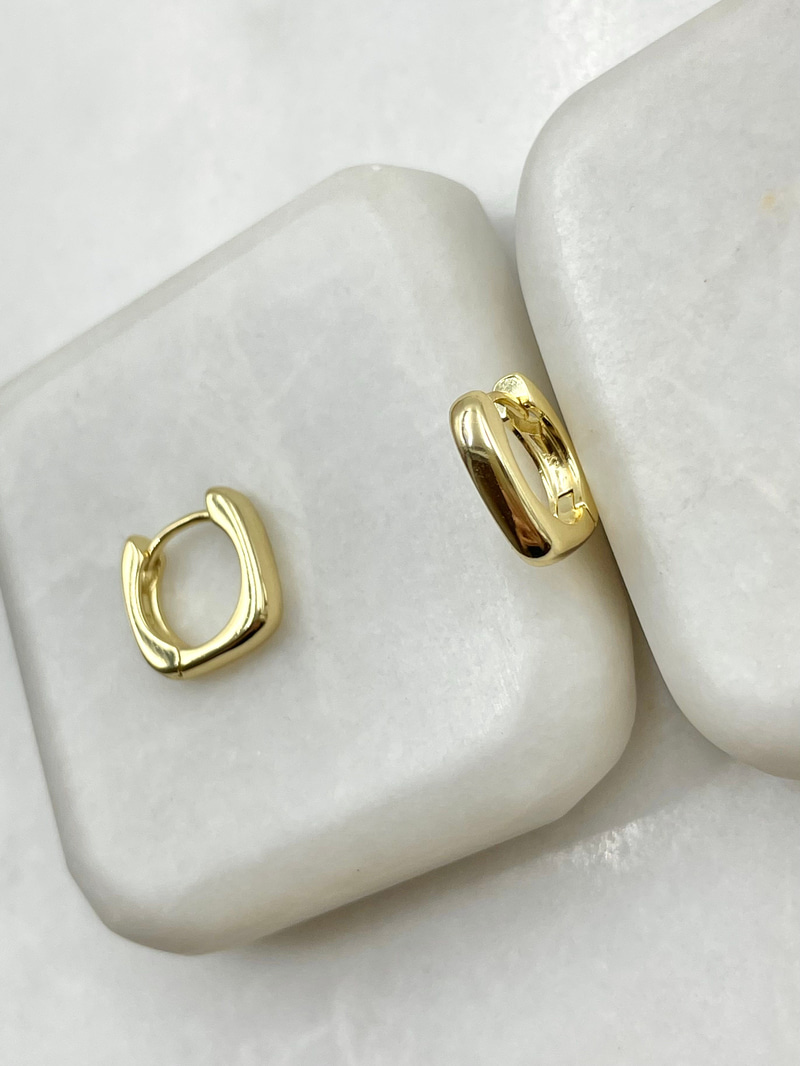 Özel Seri Kare Köşeli Minimal Küpe Gold
