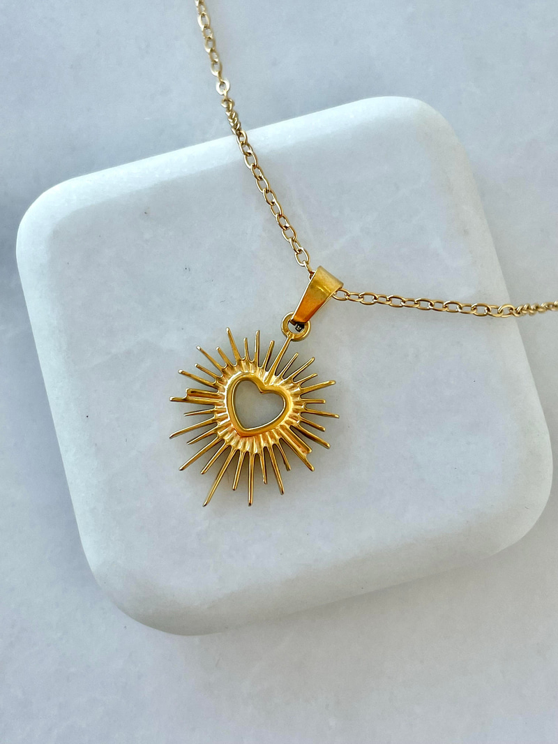 Çelik Etnik Kalp Kolye