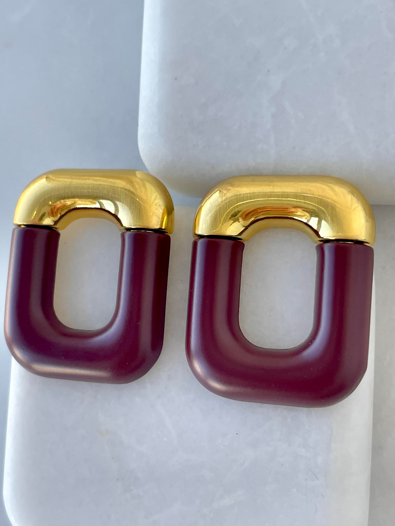 Gold Detaylı Mat Küpe Bordo