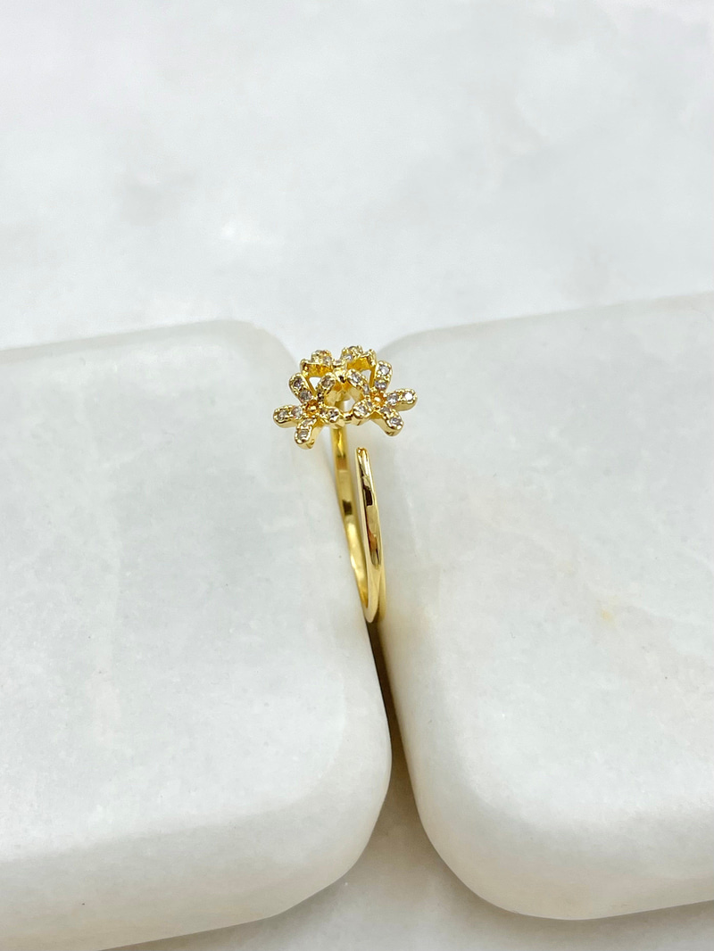 Üçlü Çiçek Model Yüzük Gold