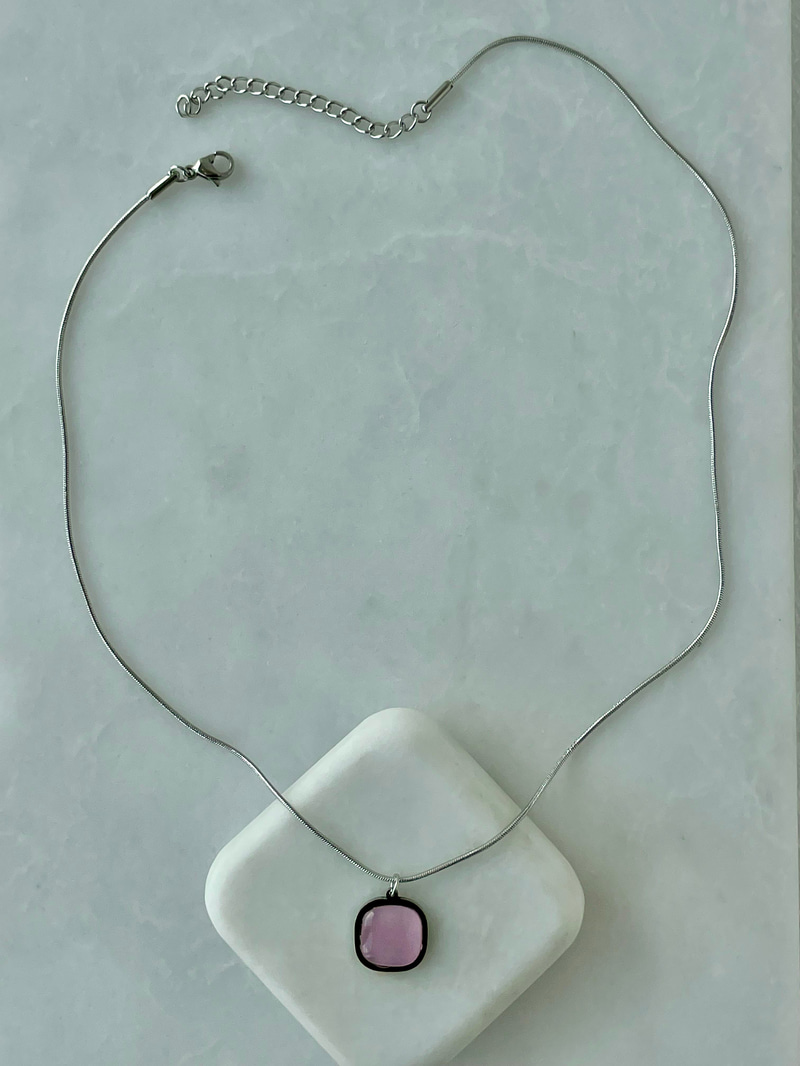 Çelik Kare Opal Taşlı Kolye Pembe-Gümüş