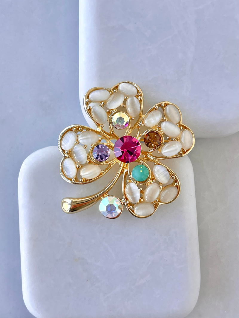 Renkli Kristal ve Opal Taşlı Yonca Broş