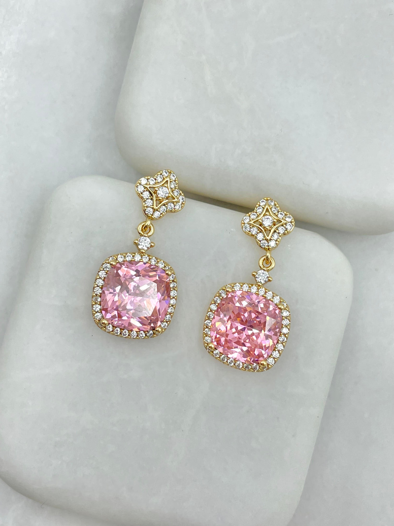 Özel Seri Pembe Kristal Taşlı Küpe Gold