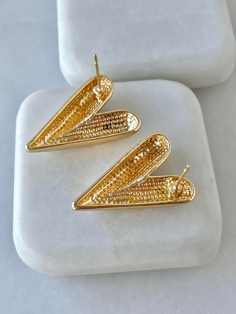 Altın Kaplama Üç Boyutlu Kalp Küpe Gold