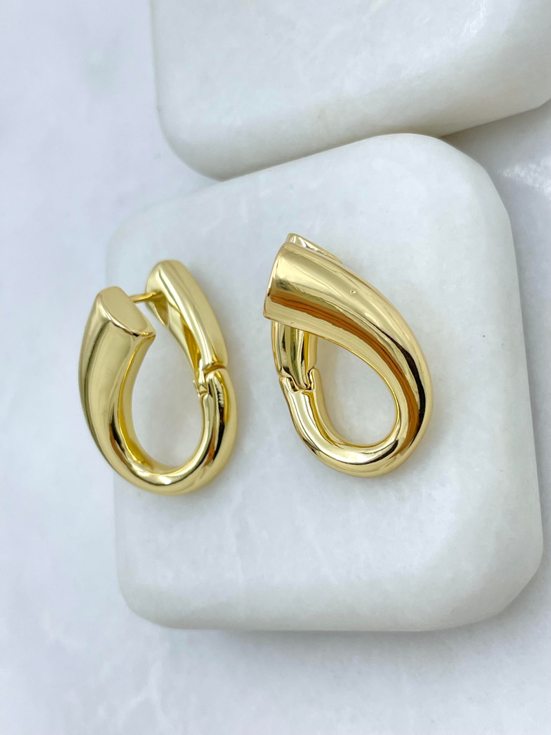 Altın Kaplama Bombe Kıvrım Model Küpe Gold