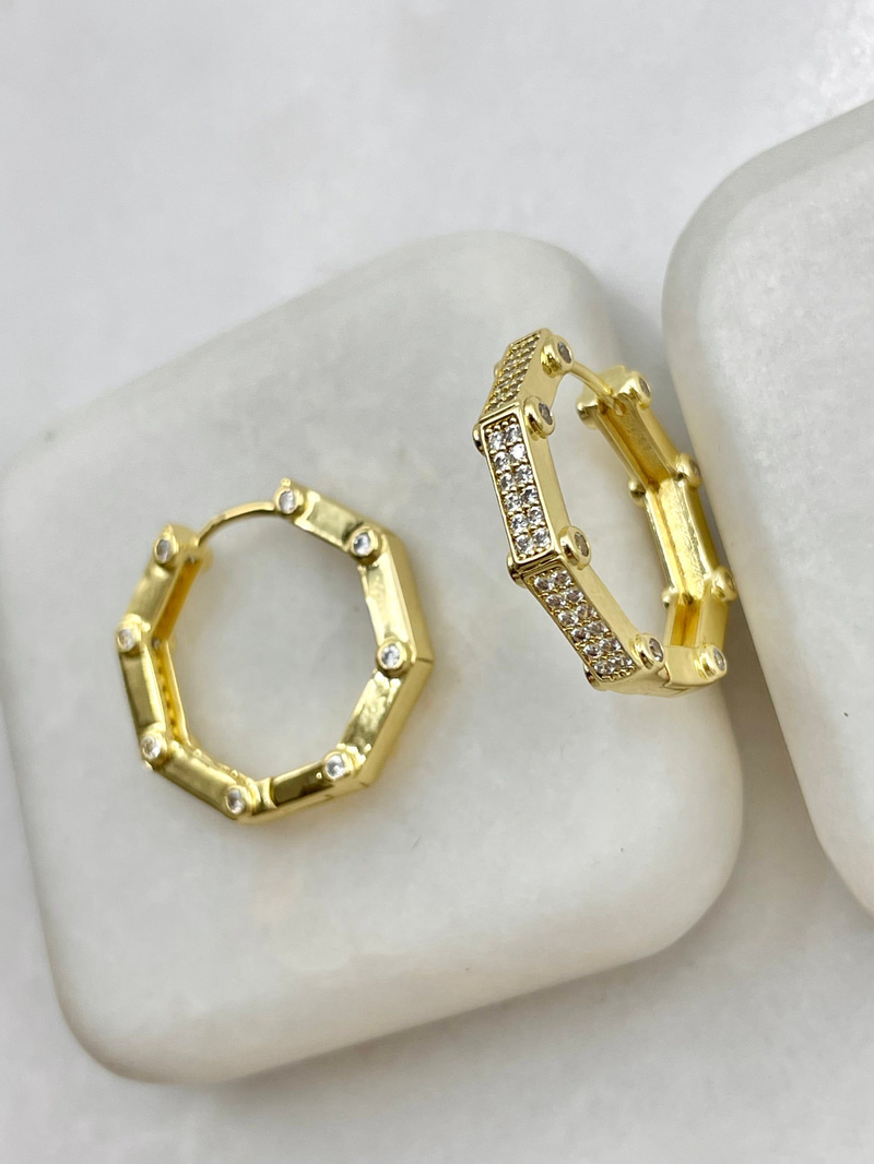 Özel Seri Zirkon Taşlı Tasarım Sekizgen Küpe Gold