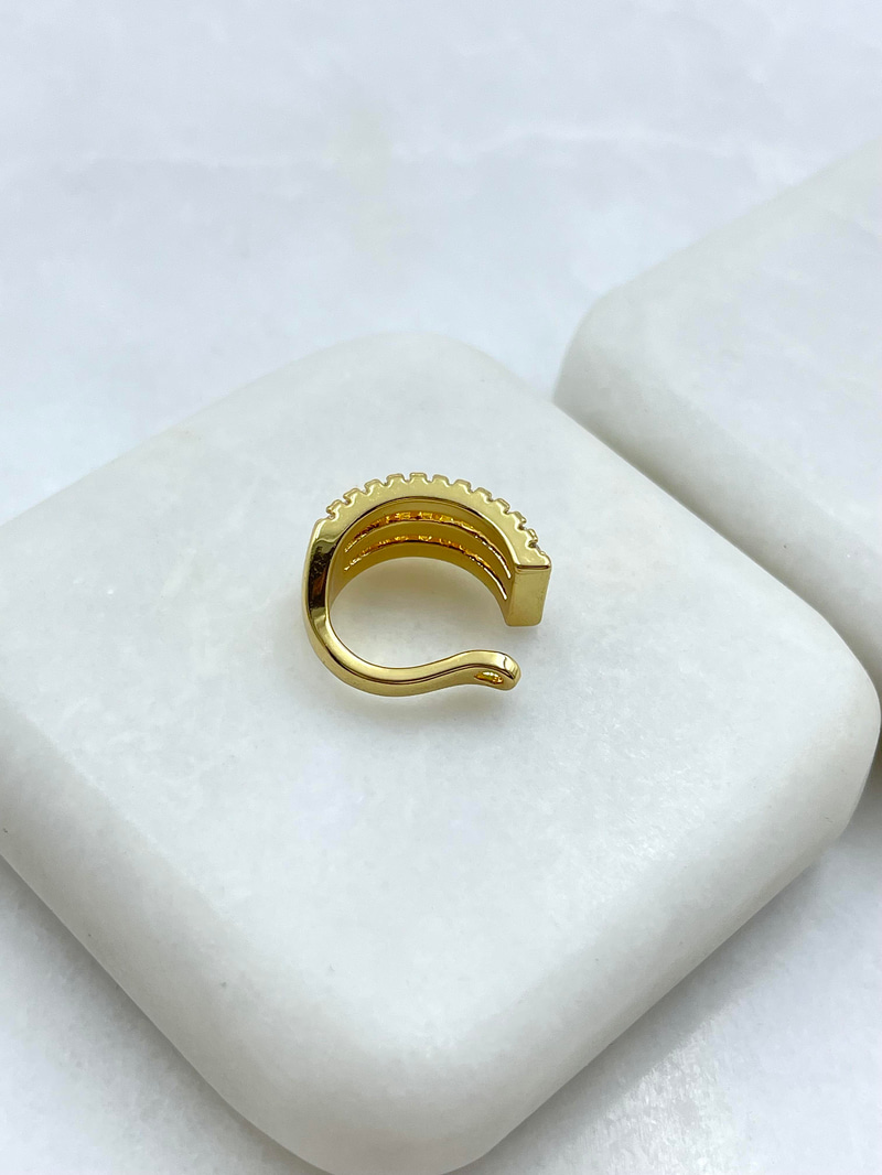Altın Kaplama Üç Sıra Kristal Taşlı Kıkırdak Küpe Gold