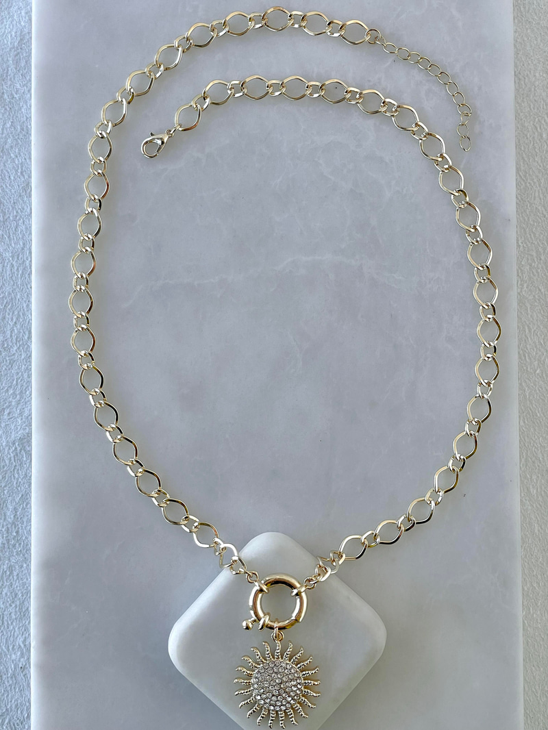 Halka Zincir Gömme Taşlı Güneş Kolye Gümüş Renk