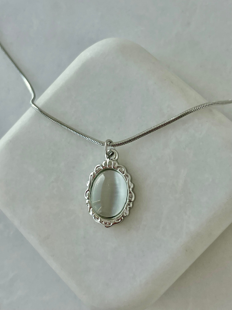 Çelik Opal Taşlı Etnik Desen Kolye Gri-Gümüş