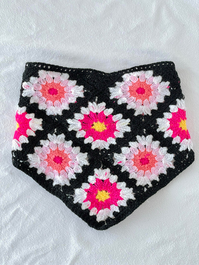 Çiçek Desenli Örgü Bandana Siyah