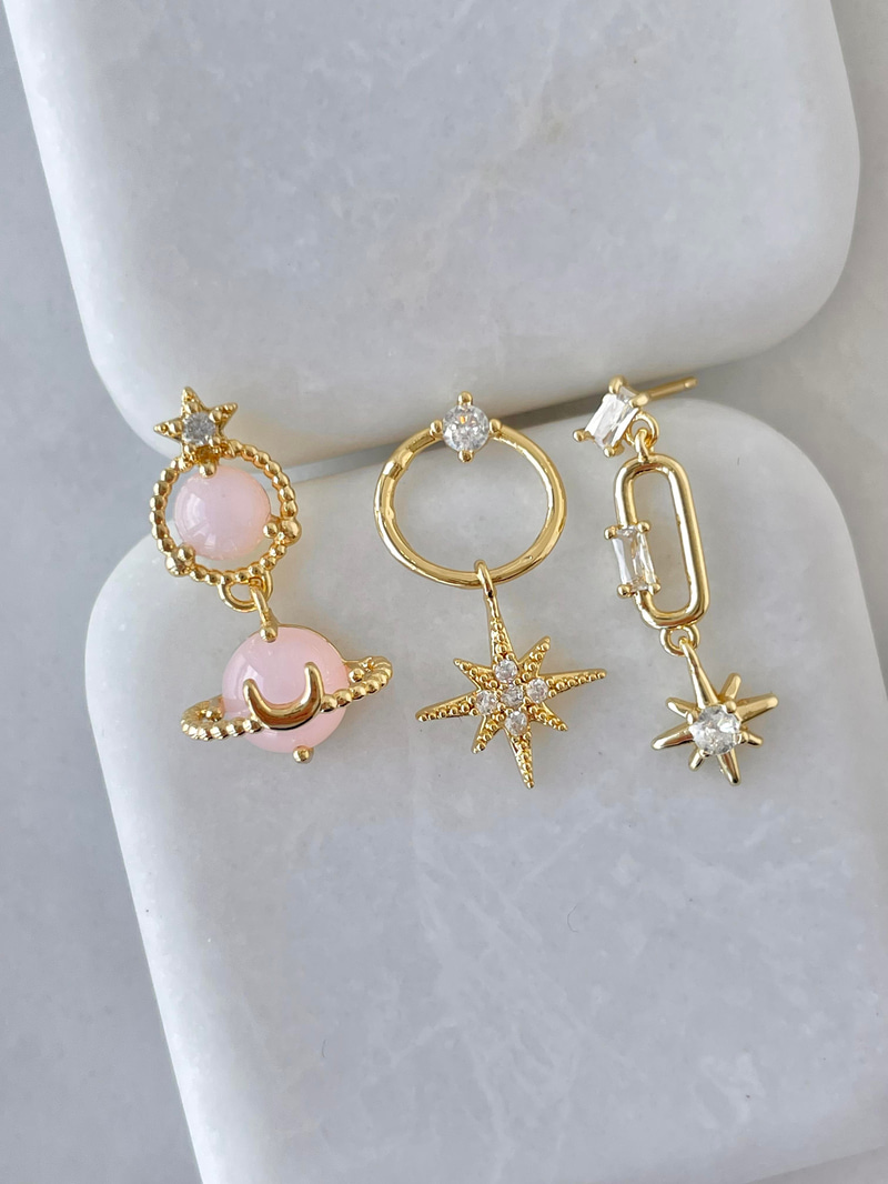 Altın Kaplama Üçlü Opal Taşlı Kuzey Yıldızı Küpe Pembe