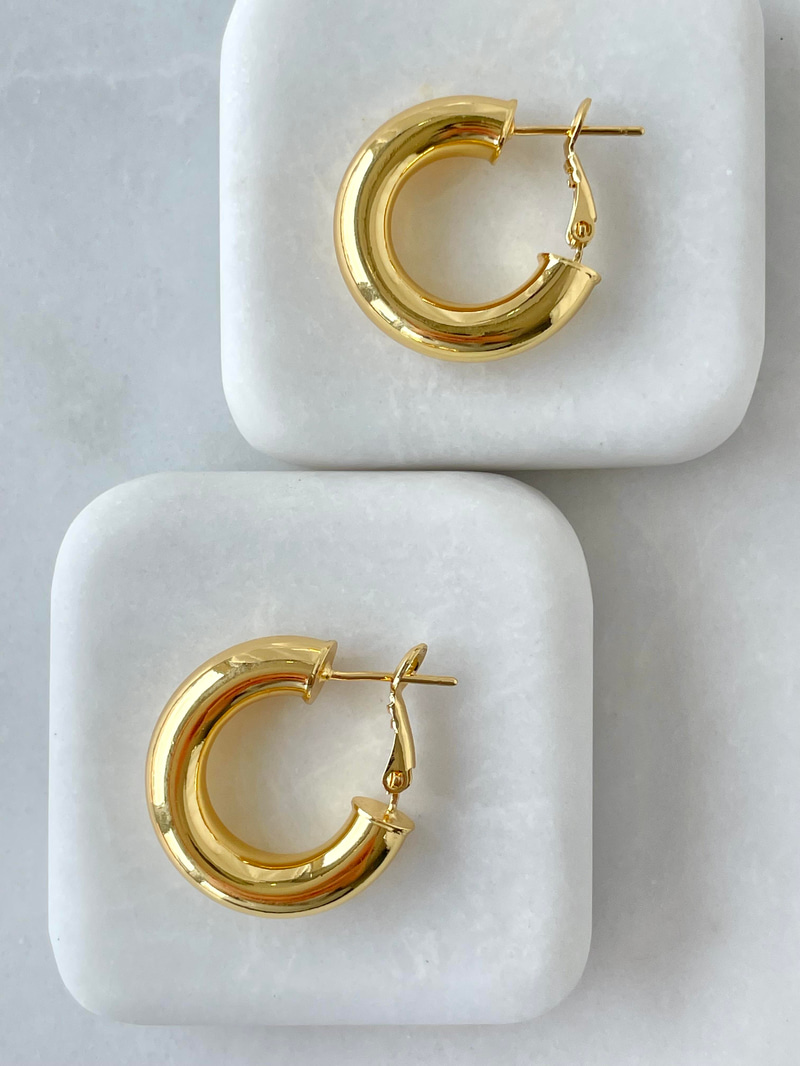 Çelik Bombe Halka Basic İnce Küpe Gold