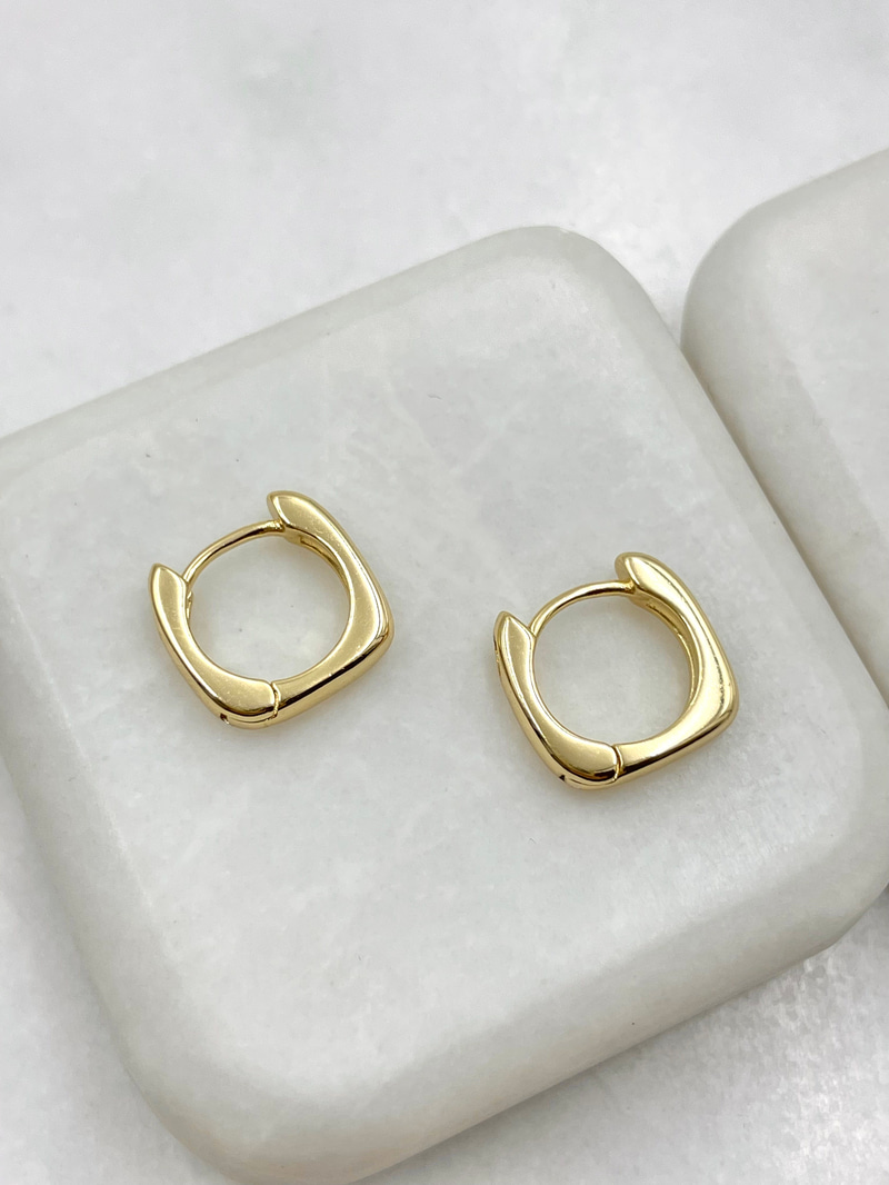 Özel Seri Kare Köşeli Minimal Küpe Gold