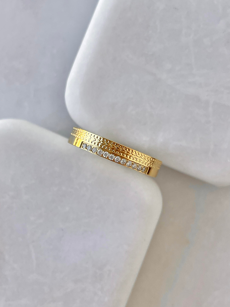 Çelik Zirkon Taşlı ve İşlemeli Yüzük Gold