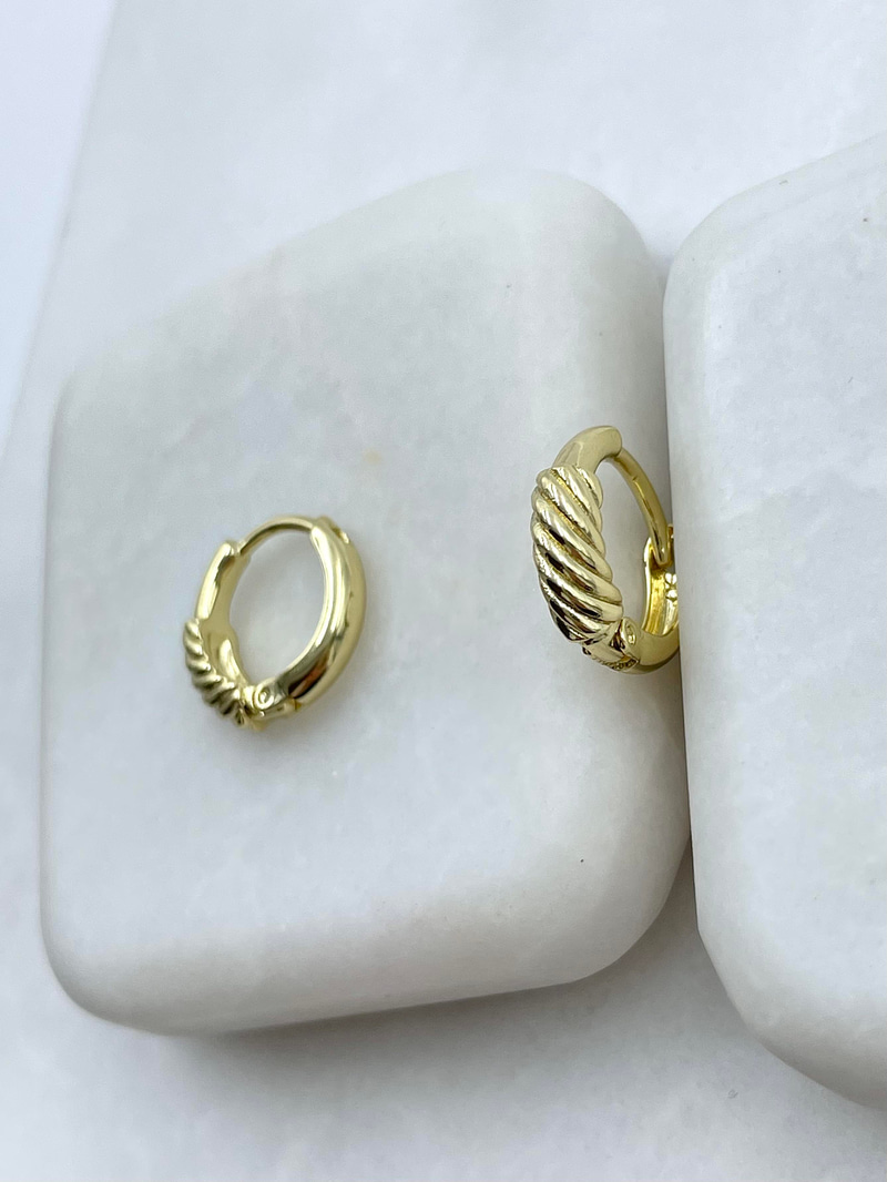 Özel Seri Burgu Desenli Halka Küpe Gold