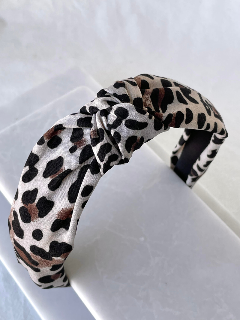 Düğüm Model Leopar Taç Vizon