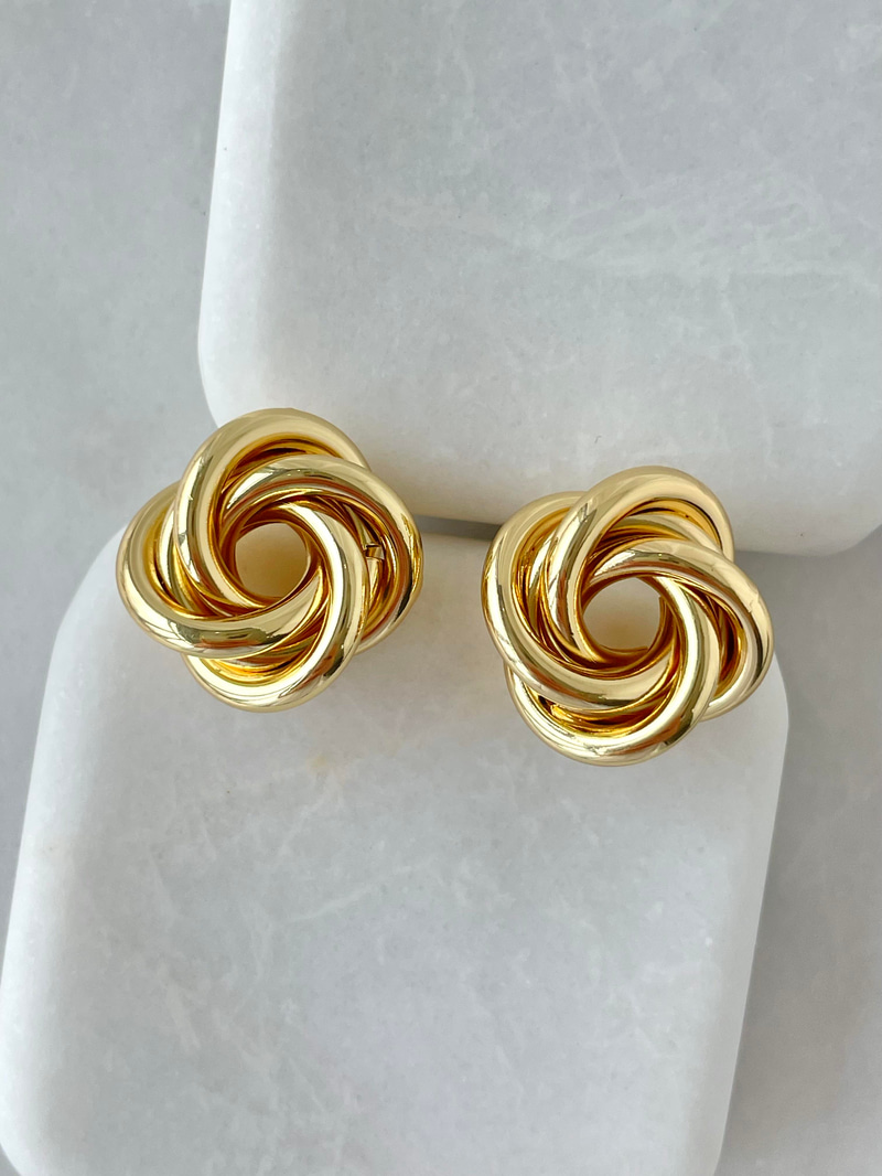 Altın Kaplama Vintage Yumak Küpe Gold