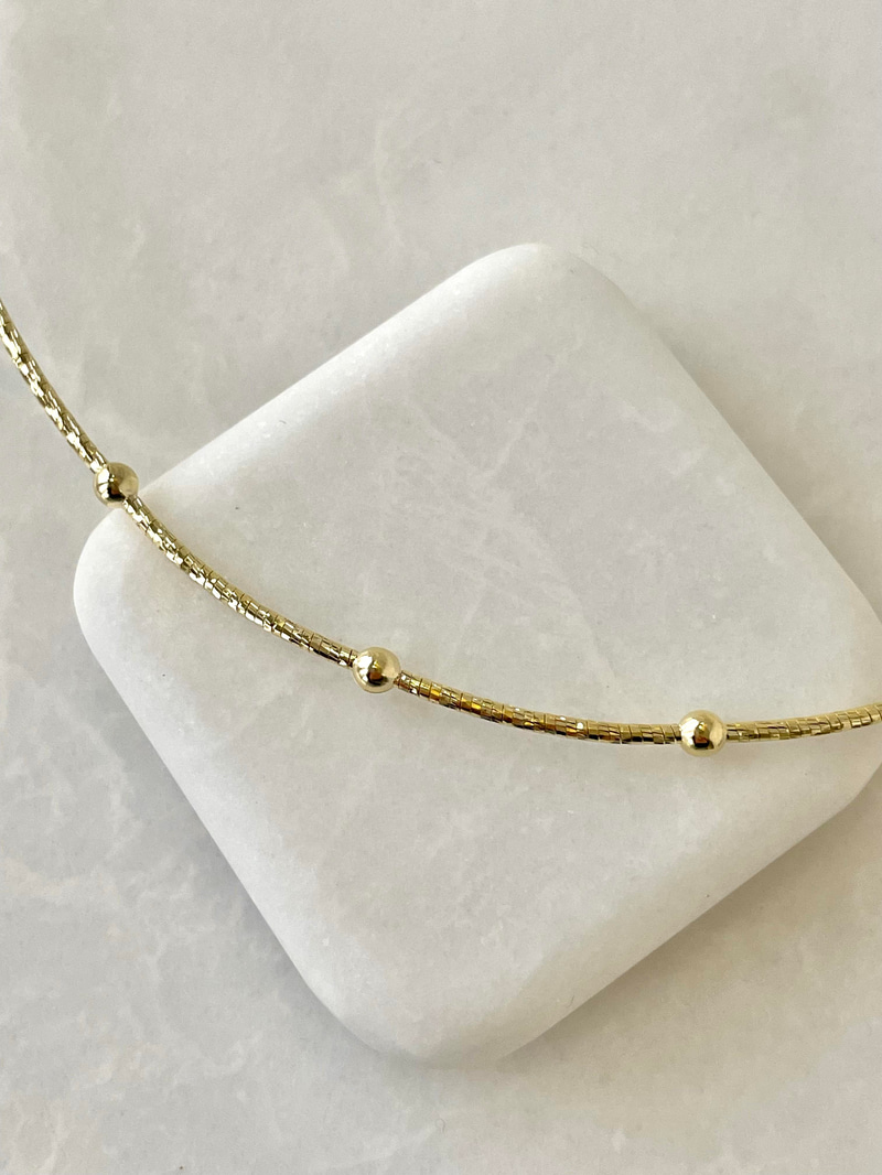 Özel Seri Topçuklu Işıltılı Tel Choker Kolye
